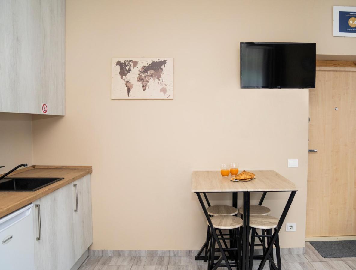 Cozy Stay Apartment Kaunas Kültér fotó