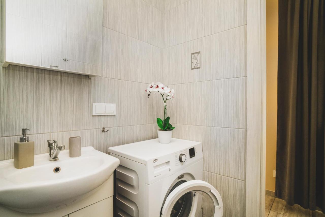 Cozy Stay Apartment Kaunas Kültér fotó
